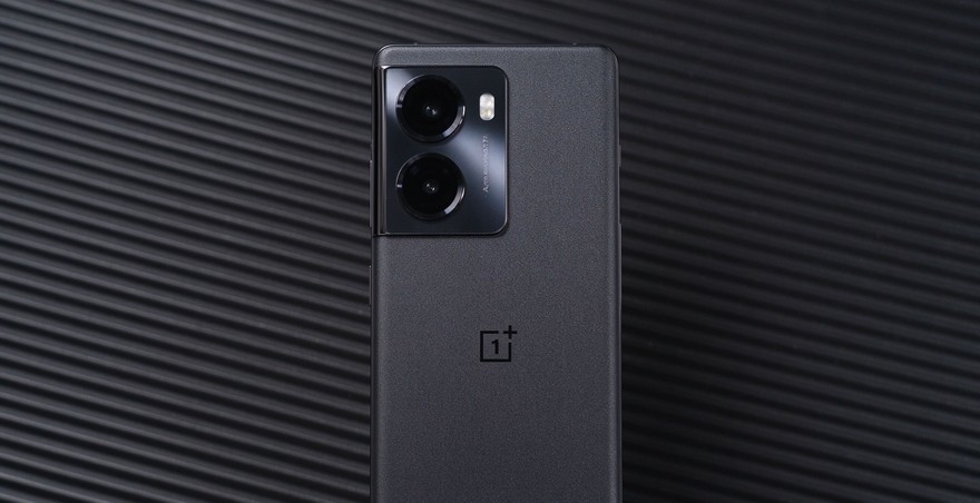 一加Ace 7 Pro处理器性能好吗？游戏性能与外观爆料